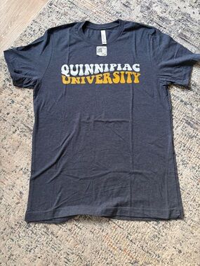 Quinnipiac University Women’s Navy Graphic T-Shirt